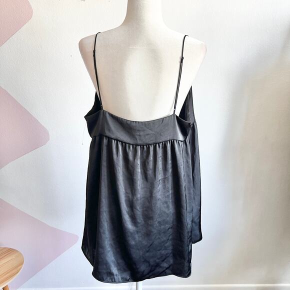 SOLD OUTT - Picture 3 of 6